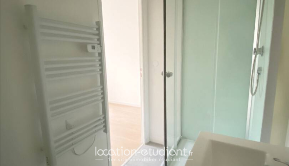 Logement étudiant Studio &agrave; Les Ayvelles (08000)