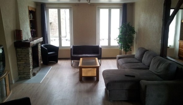 Logement �tudiant T1 &agrave; Neauphle le Ch�teau (78640)