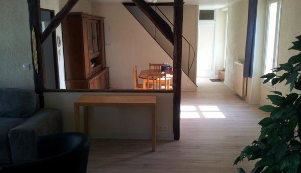 Logement �tudiant T1 &agrave; Neauphle le Ch�teau (78640)