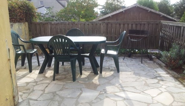 Logement �tudiant T1 &agrave; Neauphle le Ch�teau (78640)