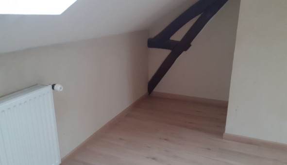 Logement �tudiant T1 &agrave; Neauphle le Ch�teau (78640)