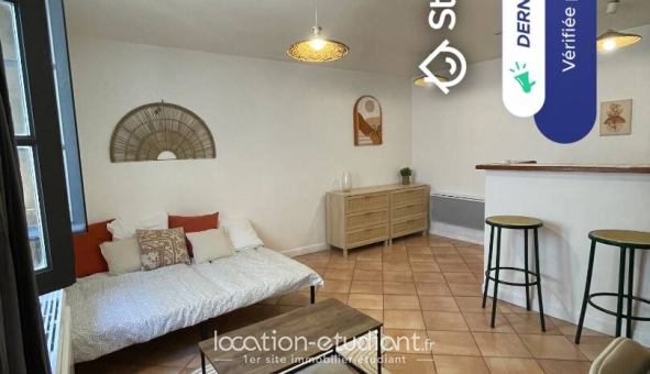 Logement étudiant Studio &agrave; Nîmes (30000)