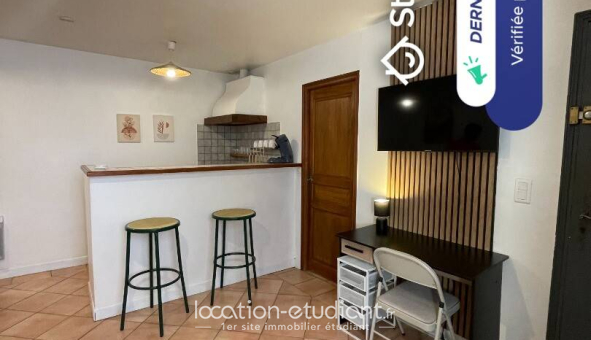 Logement étudiant Studio &agrave; Nîmes (30000)
