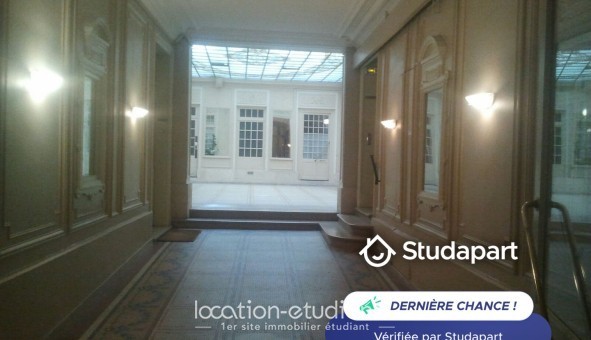 Logement étudiant Studio &agrave; Paris 01er arrondissement (75001)
