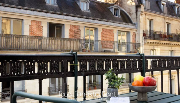 Logement étudiant Studio &agrave; Paris 08ème arrondissement (75008)