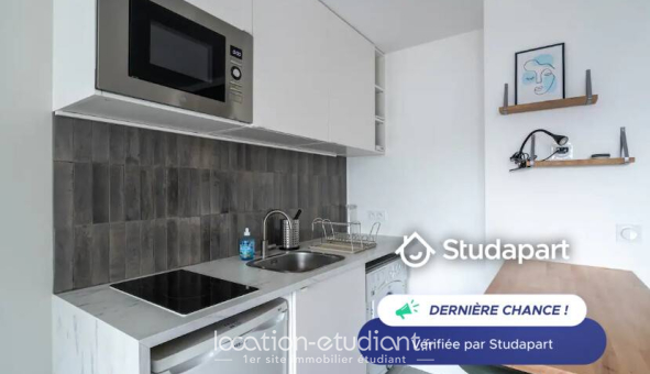 Logement étudiant Studio &agrave; Paris 10ème arrondissement (75010)