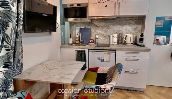Logement étudiant Studio &agrave; Paris 15ème arrondissement (75015)