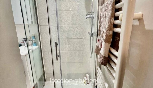 Logement étudiant Studio &agrave; Paris 15ème arrondissement (75015)