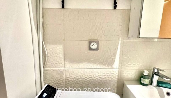 Logement étudiant Studio &agrave; Paris 15ème arrondissement (75015)