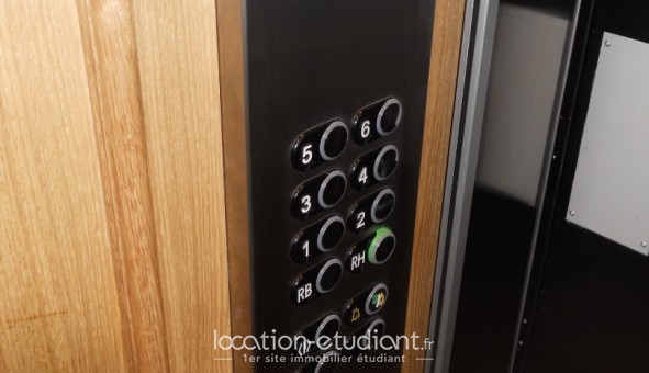 Logement étudiant Studio &agrave; Paris 17ème arrondissement (75017)