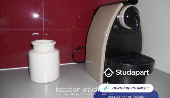 Logement étudiant Studio &agrave; Paris 17ème arrondissement (75017)