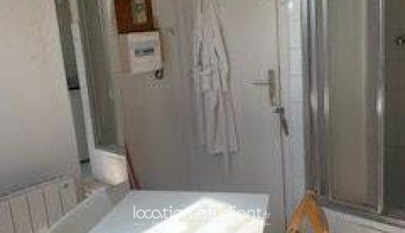 Logement étudiant Studio &agrave; Paris 17ème arrondissement (75017)