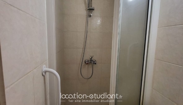 Logement étudiant Studio &agrave; Paris 17ème arrondissement (75017)