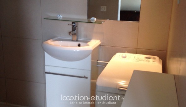 Logement étudiant Studio &agrave; Paris 17ème arrondissement (75017)