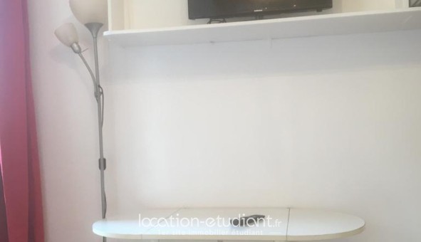 Logement étudiant Studio &agrave; Paris 17ème arrondissement (75017)