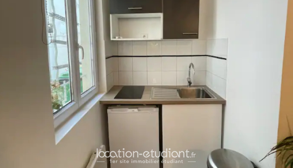 Logement étudiant Studio &agrave; Paris 17ème arrondissement (75017)