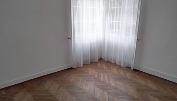 Logement tudiant T1 à Pau (64000)