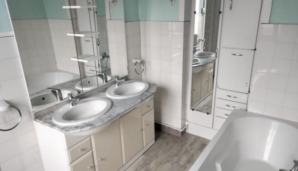 Logement tudiant T1 à Pau (64000)