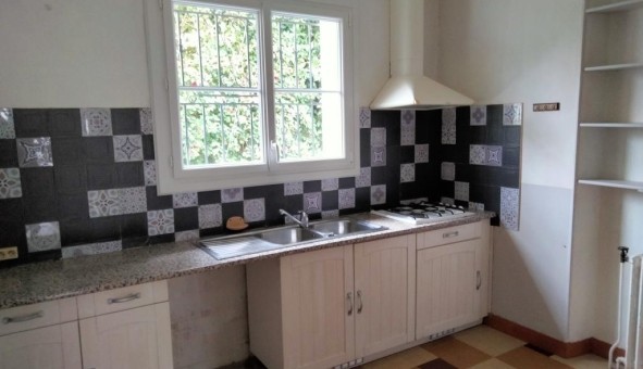 Logement tudiant T1 à Pau (64000)