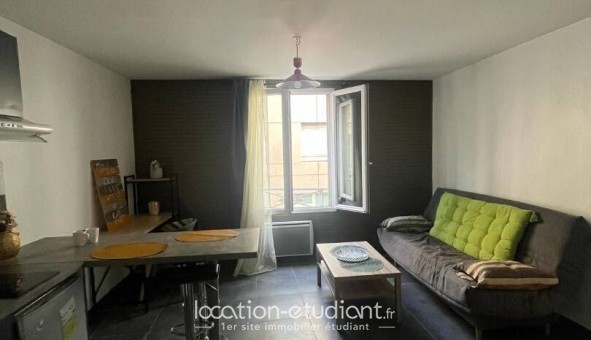 Logement étudiant Location Studio Meubl&eacute; Poitiers (86000)