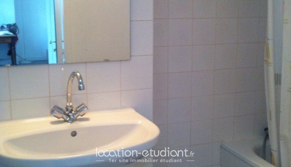 Logement étudiant Studio &agrave; Saint Maime (04300)