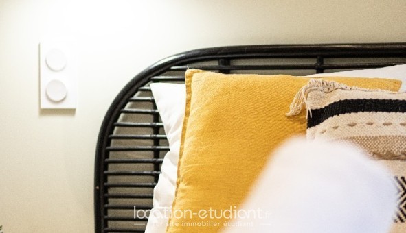 Logement étudiant Studio &agrave; Saint Maime (04300)