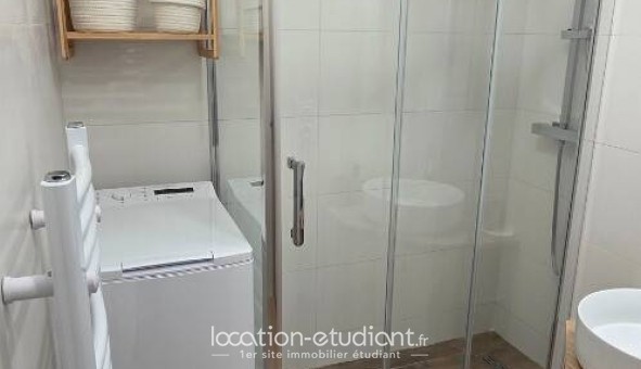 Logement étudiant Studio &agrave; Saint Mandrier sur Mer (83430)