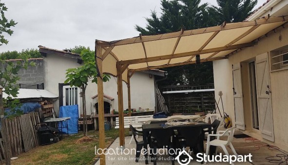 Logement étudiant Studio &agrave; Sainte Eulalie (33560)