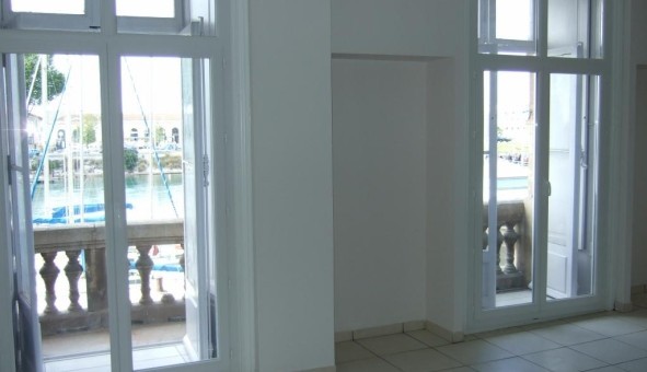 Logement tudiant T1 à Ste (34200)