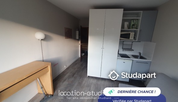 Logement étudiant Studio &agrave; Suresnes (92150)