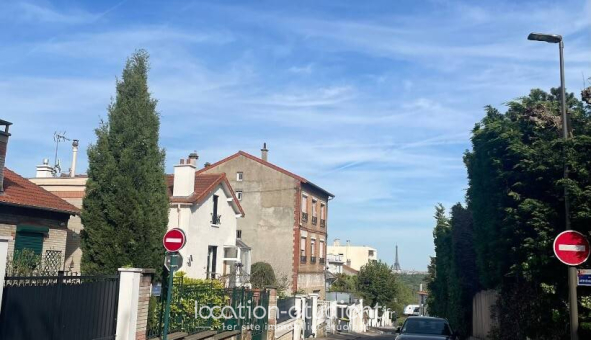Logement étudiant Studio &agrave; Suresnes (92150)