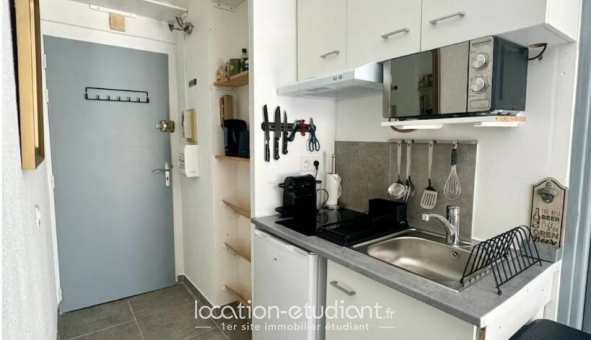 Logement étudiant Studio &agrave; Villeneuve Loubet (06270)