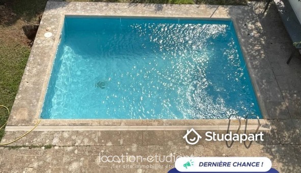 Logement étudiant Studio &agrave; Villeneuve lès Avignon (30400)