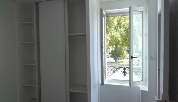 Logement tudiant Location T2 Vide Abrest (03200)