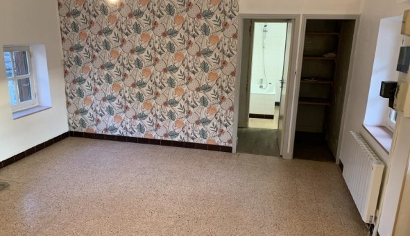 Logement tudiant T2 à Agonges (03210)