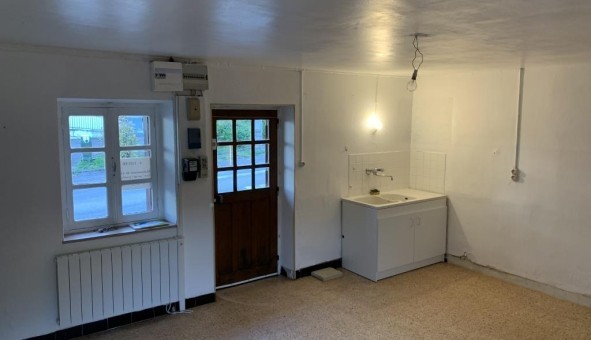 Logement tudiant T2 à Agonges (03210)