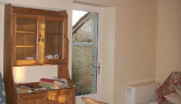 Logement �tudiant T2 &agrave; Aign� (72650)