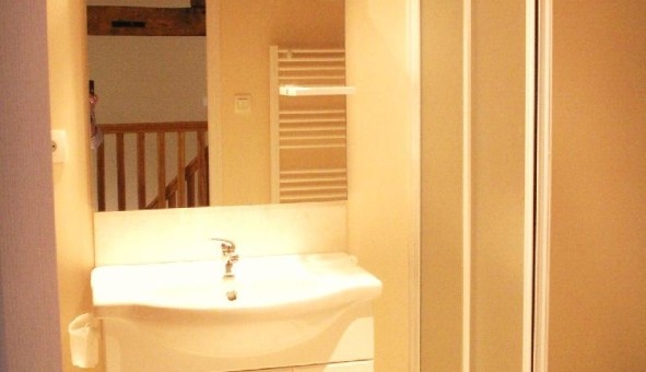 Logement �tudiant T2 &agrave; Aign� (72650)