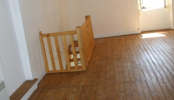 Logement tudiant T2 à Aigre (16140)
