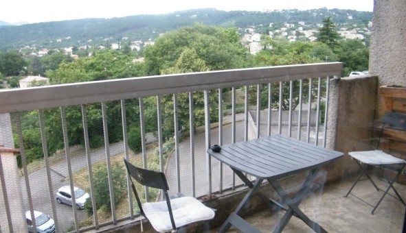 Logement tudiant T2 à Ailhon (07200)