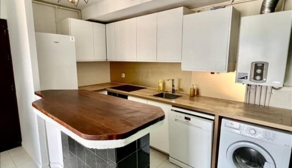 Logement tudiant T2 à Ajaccio (20000)