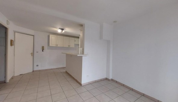 Logement tudiant T2 à Albas (46140)