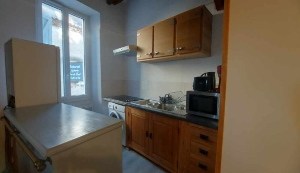 Logement tudiant T2 à Albas (46140)