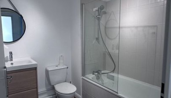Logement �tudiant T2 &agrave; Ambar�s et Lagrave (33440)