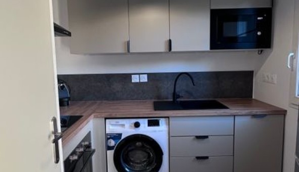 Logement �tudiant T2 &agrave; Ambar�s et Lagrave (33440)