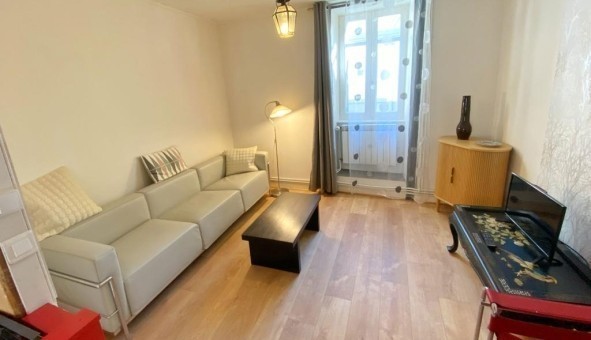 Logement tudiant Location T2 Vide Ambert (63600)