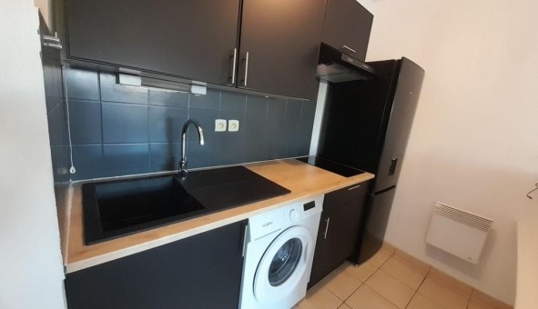 Logement tudiant T2 à Ambs (33810)