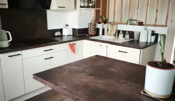 Logement �tudiant T2 &agrave; Ambonil (26800)