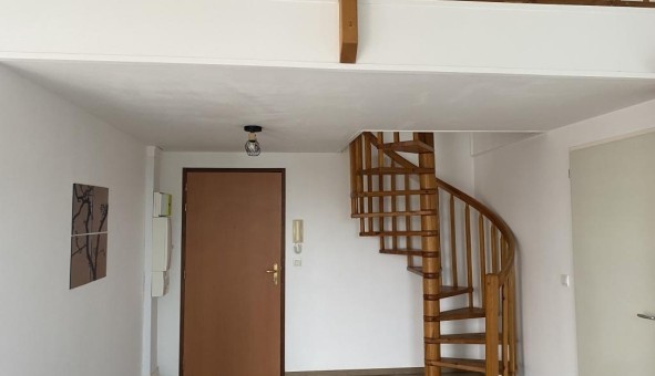 Logement étudiant Location T2 Vide Amiens (80090)