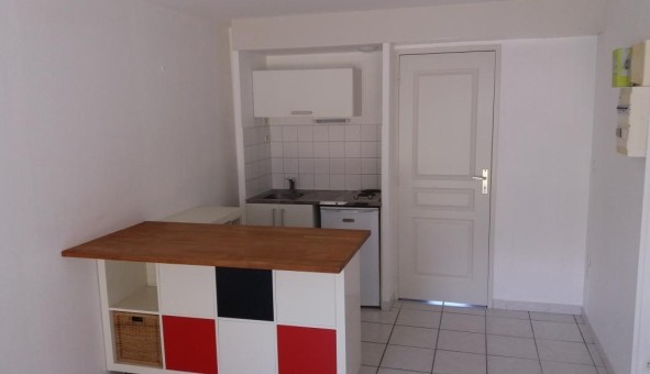 Logement tudiant Location T2 Vide Amiens (80090)